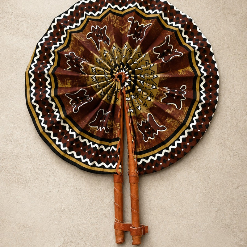 Ébènéva Hand Fan