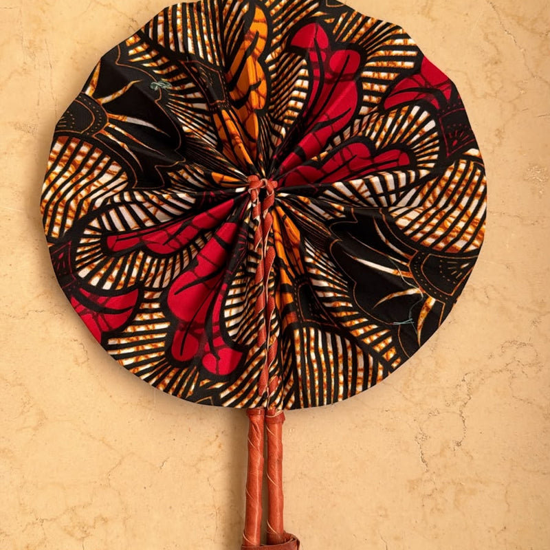 Tropéva Hand Fan