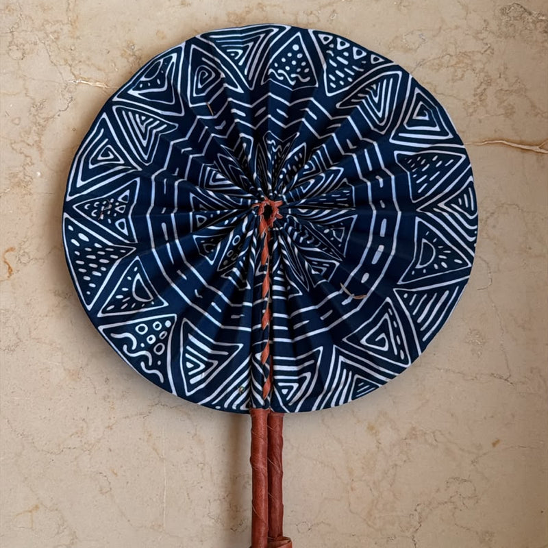 Laguneva Hand Fan